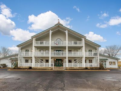 12298 Croton Rd