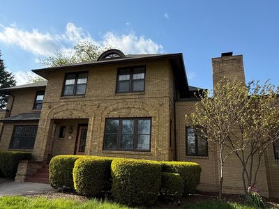 427 W Franklin St
