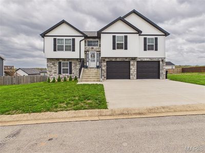197 Majestic Dr