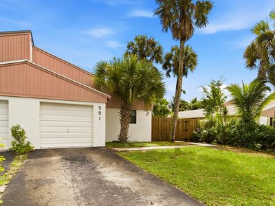 581 NW 47TH Avenue
