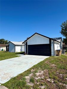303 Silk Oak Dr
