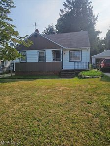 Property at 2177 Green Ridge Dr, Wickliffe, OH