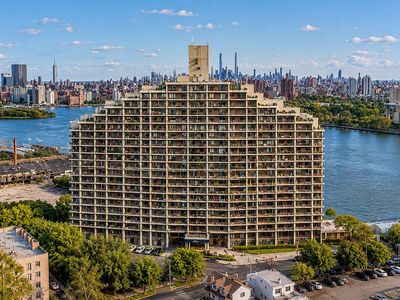 25-40 Shore Blvd #15Q