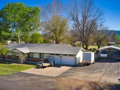 1185 W BUFFALO Trail