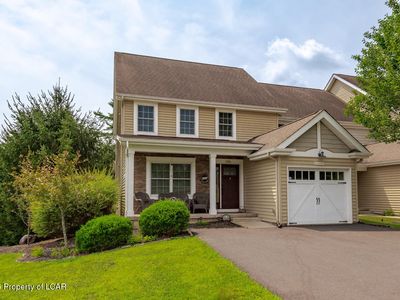 Property at 241 Keswick Dr, Blakeslee, PA