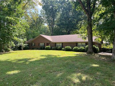 94 Woodbrier Dr