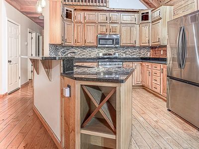 290 Ruby Ln