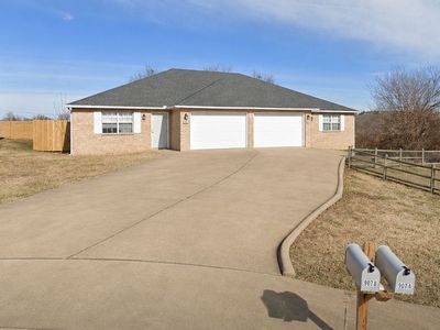 Property at 907 Meghan Ct, Siloam Springs, AR