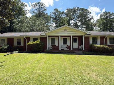 Property at 1708 Norden Rd, Riverdale, GA