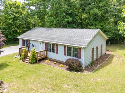 222 Greenwood Ln SE