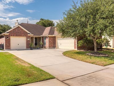 9919 Memorial Crossing Dr