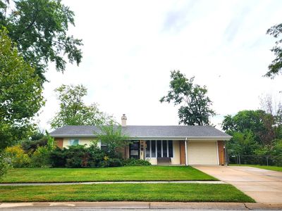 325 Spruce Ln