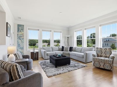 6 Overlook Dr #204