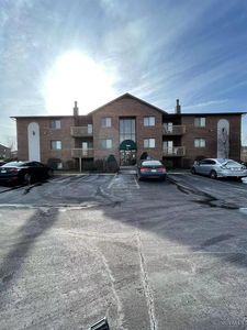 3920 Mack Rd APT 110