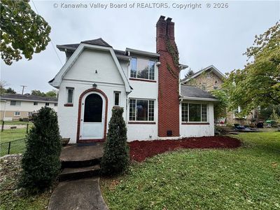 1110 Oakmont Rd
