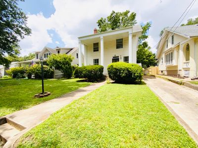 749 S Pickwick Avenue