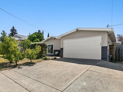 41551 Denise St