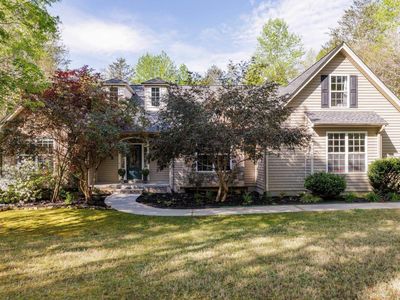 531 Woodheights Way