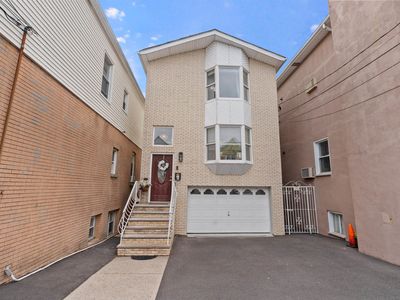 9121 Newkirk Ave
