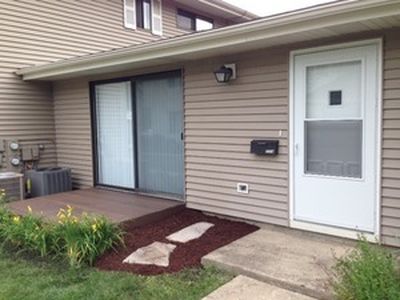 Property at 1114 Quanset Ct, Schaumburg, IL