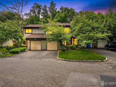 34 Laurie Ct