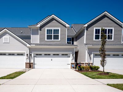302 Angus Ln