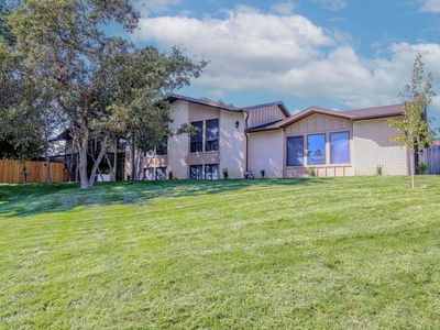 2599 E Oak Forest Dr