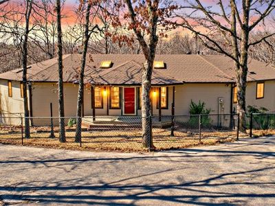 9933 Buckskin Cir