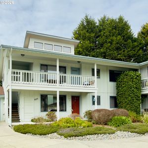 825 Brookhaven Dr APT B