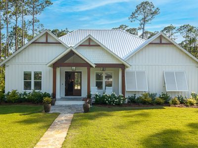 0-8 Island Grove Dr