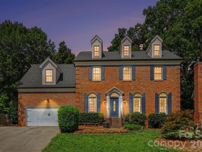 4112 Deerfield Dr NW