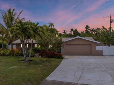 6219 Saint Andrews Cir N