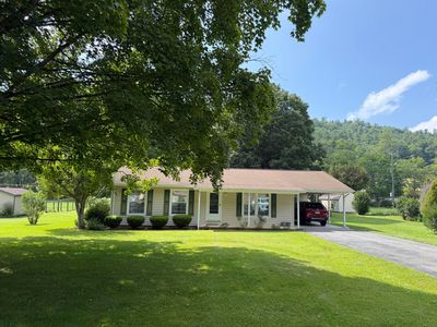 Property at 140 Sullivan Dr, Wht Sulphur S, WV