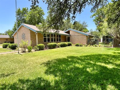 Property at 416 Jones St, Hamilton, TX
