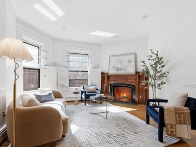 258 Marlborough St APT 2R