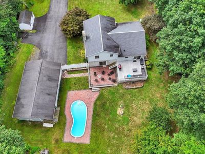 696 Pine Hill Rd