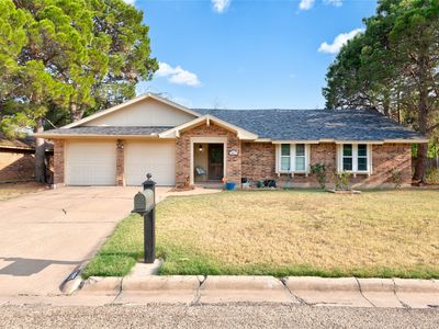 1017 Chriswood Dr
