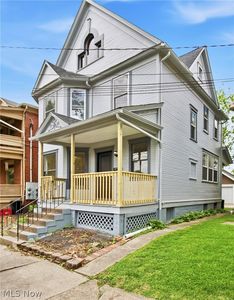 213 Montgomery St