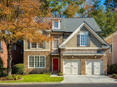 2599 Brookline Cir NE