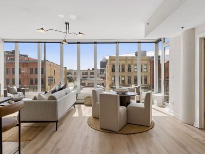 215 10th Ave S Unit 332