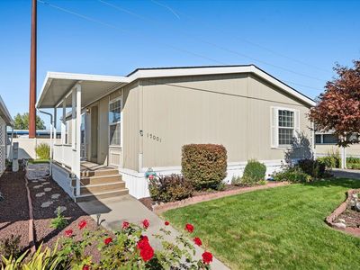 17001 E Meadowbrook Ln #6