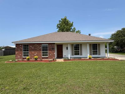 1502 Mohican Dr