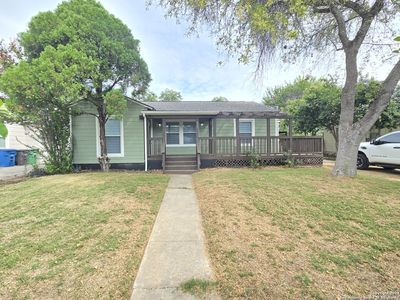 527 Meadowlane