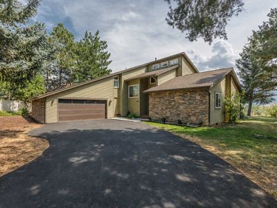 4573 E Fuller Dr