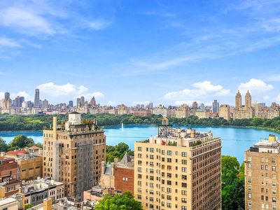 40 E 94th St APT 23A