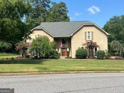 Property at 12080 Magnolia Crescent Dr, Roswell, GA