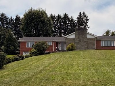 263 Hillcrest Dr
