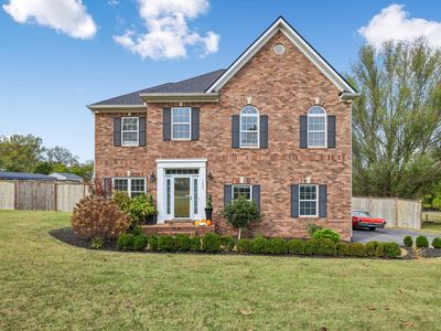 1432 Oak Leaf Dr