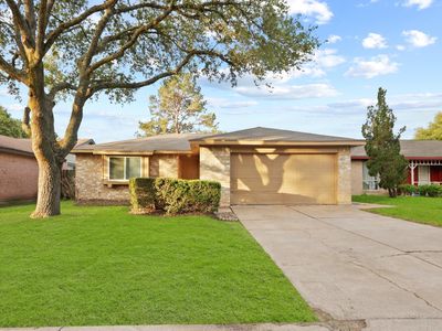 5111 Raven Ridge Dr