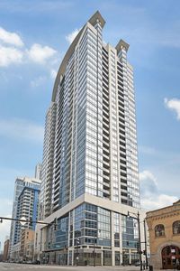 100 E 14th St APT 706